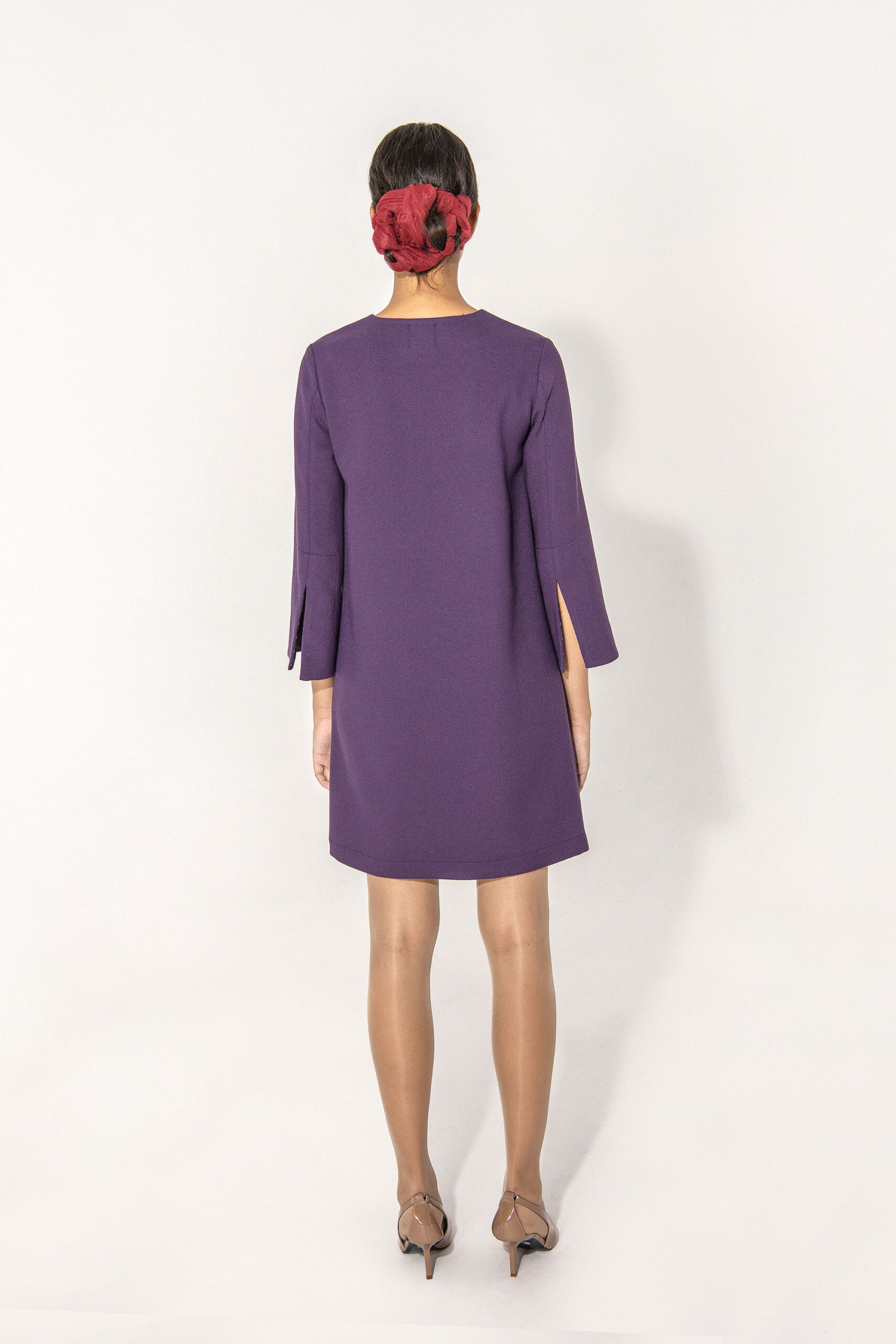 A shaped purple dress back scaled • Sassa Björg