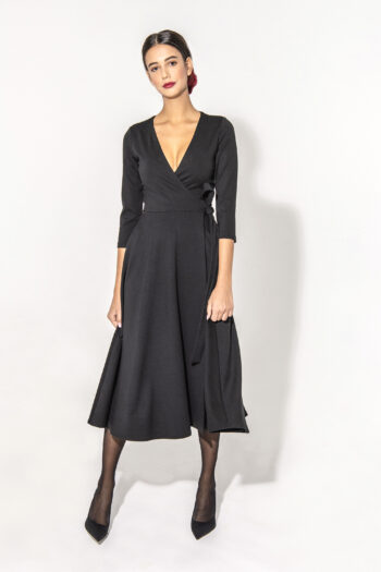 Black hug me dress front • Sassa Björg