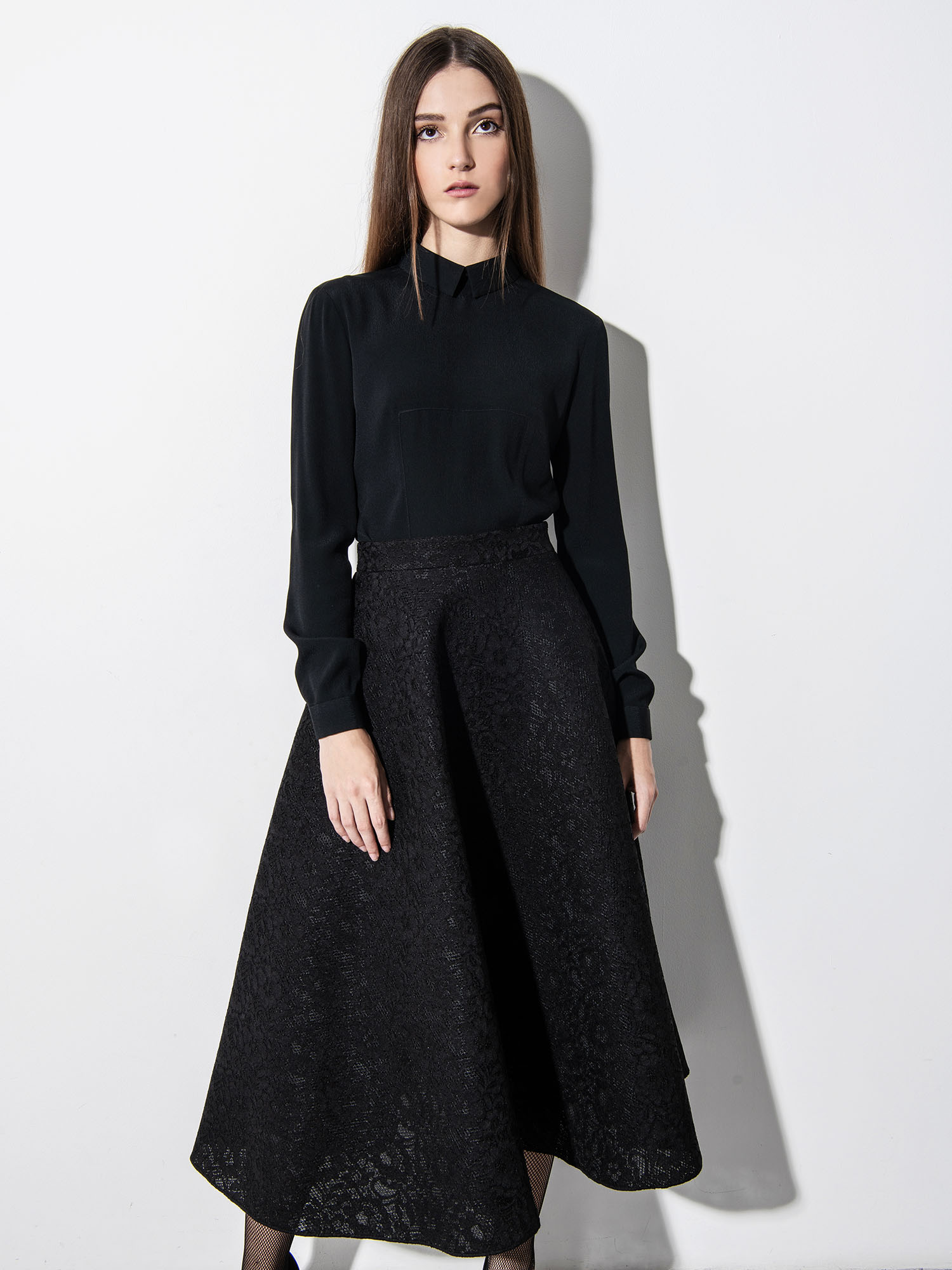 Black midi lace skirt crop • Sassa Björg