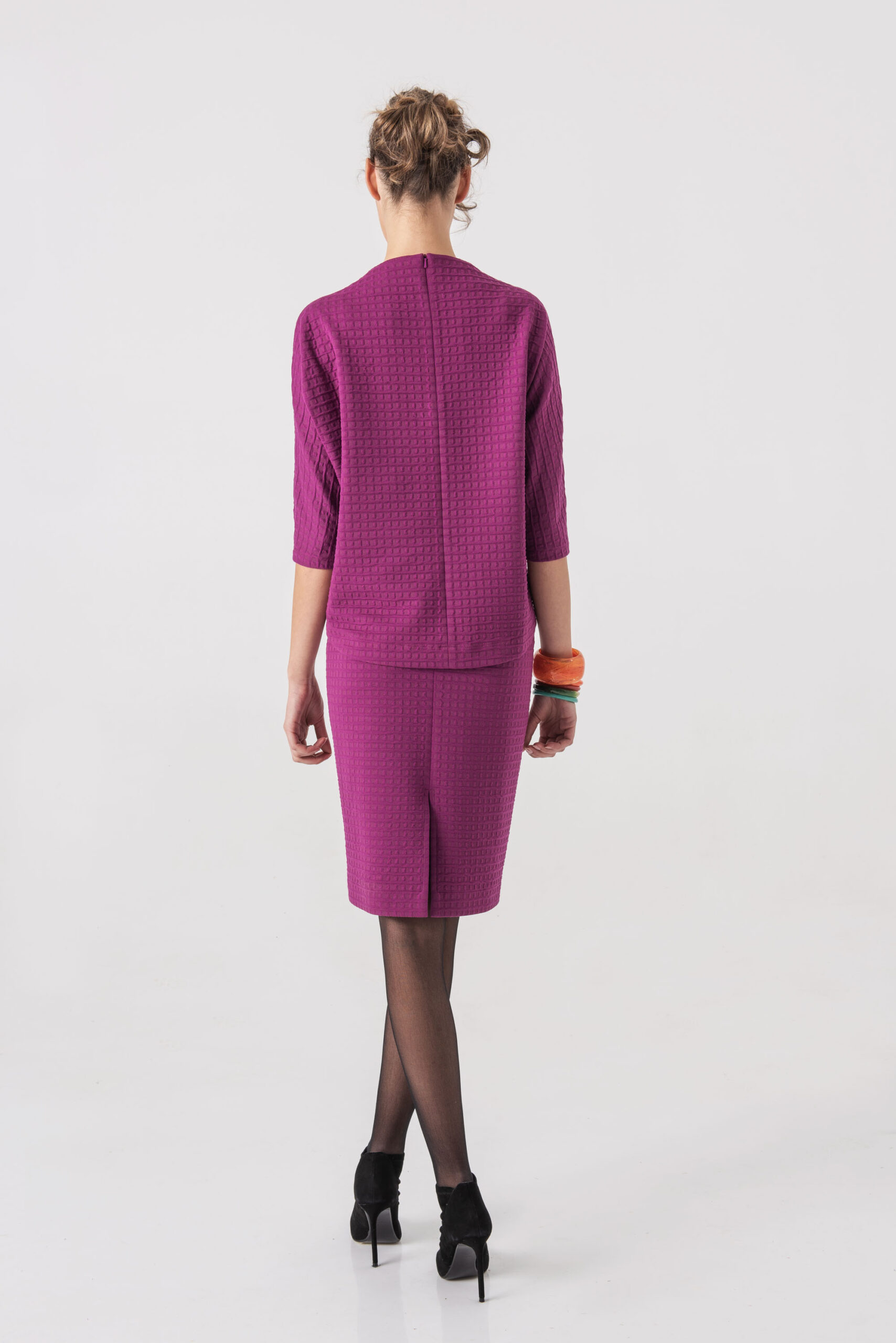 High waist pencil skirt in pink back scaled • Sassa Björg