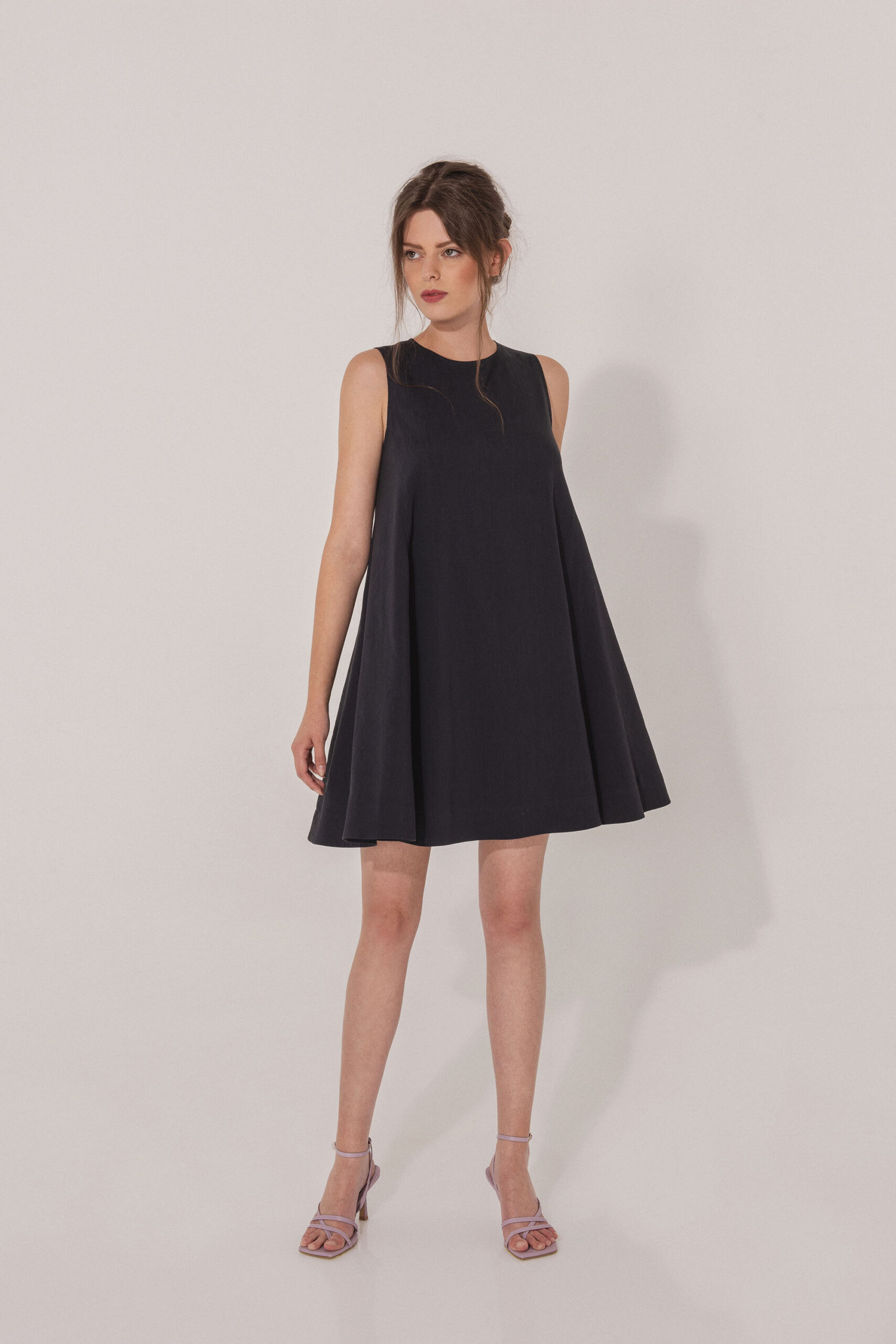 Navy blue dress with a belt A shaped front scaled • Sassa Björg