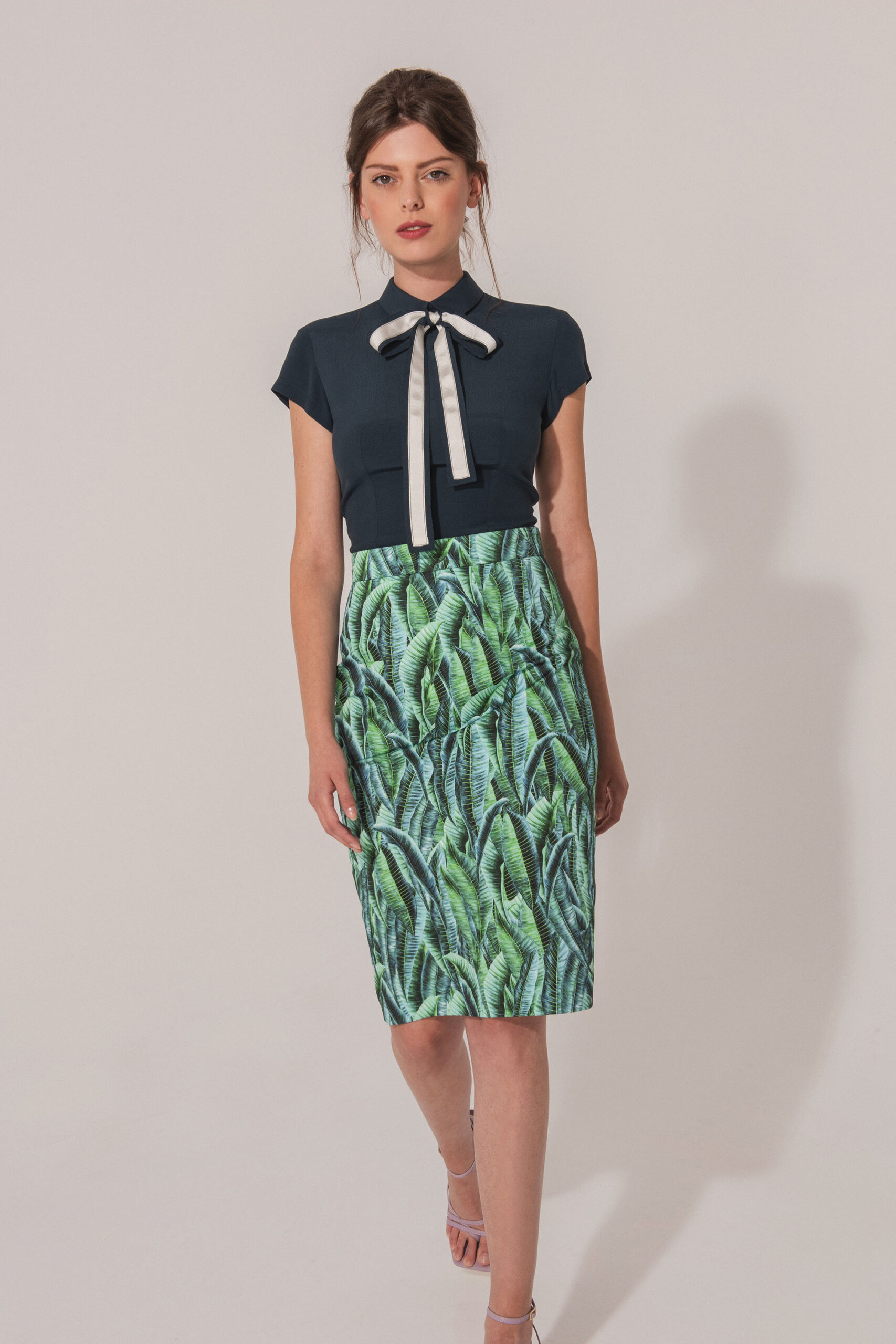 Petrol blue shirt with back buttons and a bow full scaled • Sassa Björg