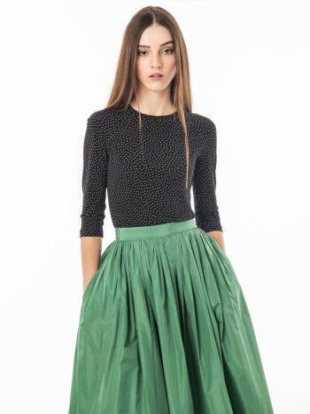 Polka dot stretchy blouse front • Sassa Björg