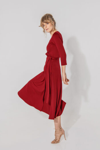 Red hug me dress kick • Sassa Björg