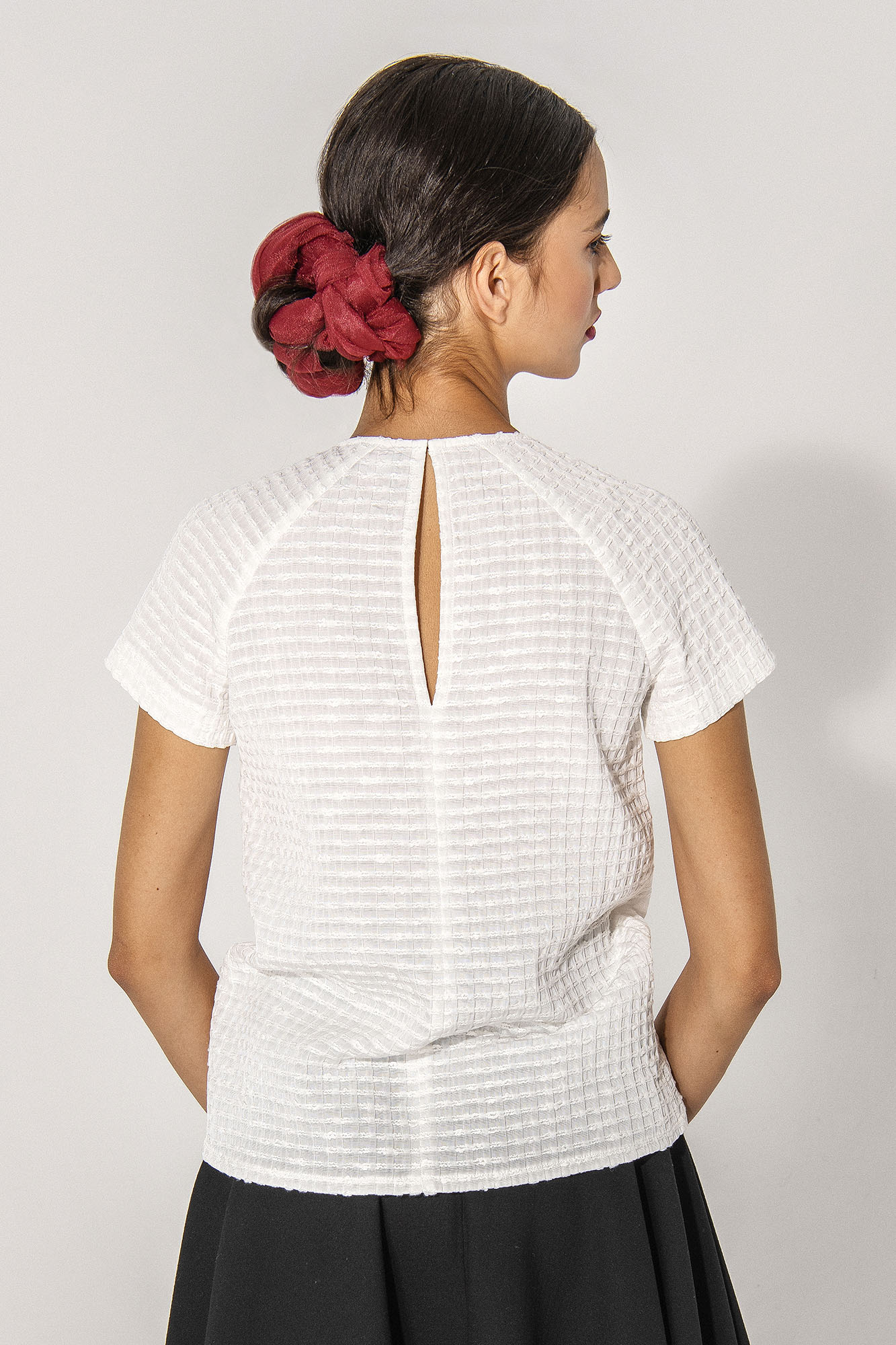 White textured shirt back • Sassa Björg