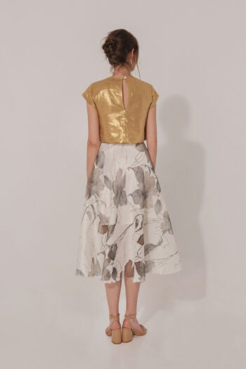 Half circle skirt with transparent flowers back • Sassa Björg