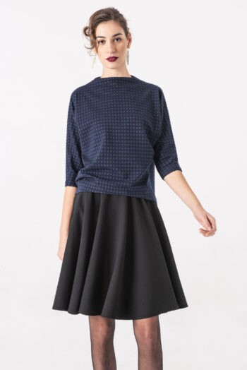 Knee length black circle skirt blue blouse • Sassa Björg