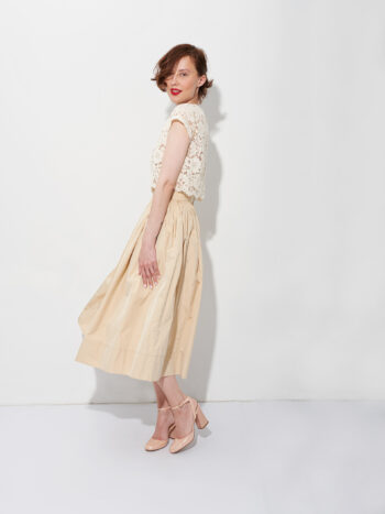 beige gathered flowy taffeta skirt side • Sassa Björg