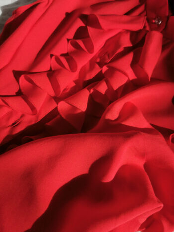 sleeveless crimson red jabot ruffle top fabric &bull; Sassa Björg