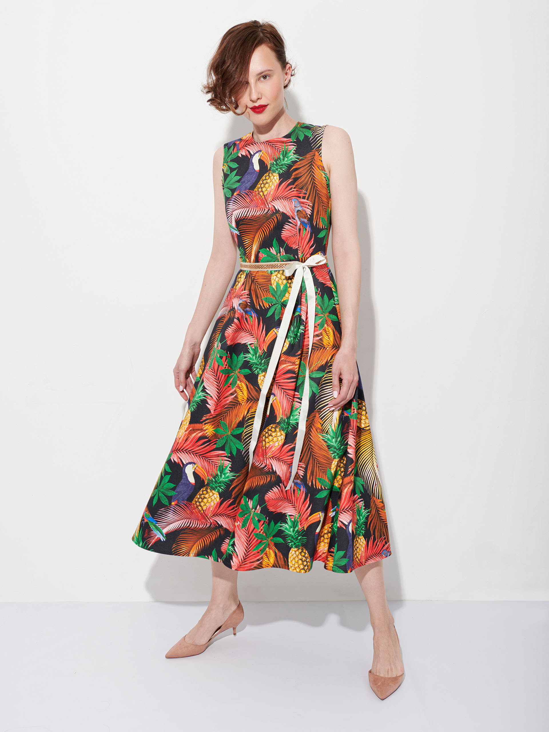 tropical paradise dress with belt front • Sassa Björg