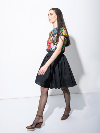 Black gathered Jacquard skirt walking &bull; Sassa Björg