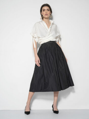 oversized shirt w bow sleeve featured &bull; Sassa Björg