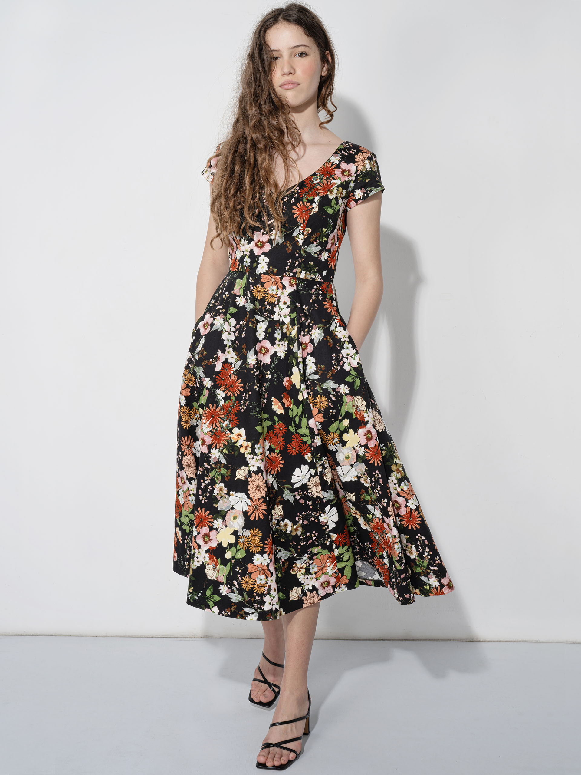 night garden dress pockets • Sassa Björg
