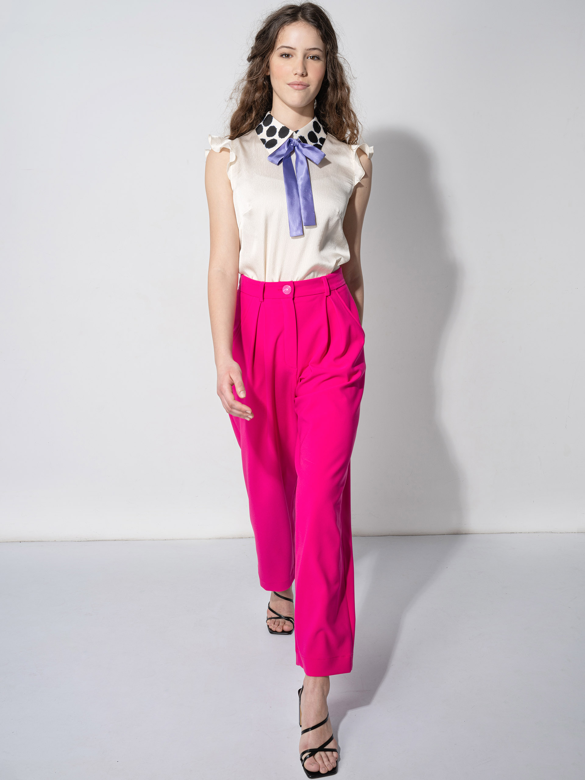 pleated pants magenta walking • Sassa Björg