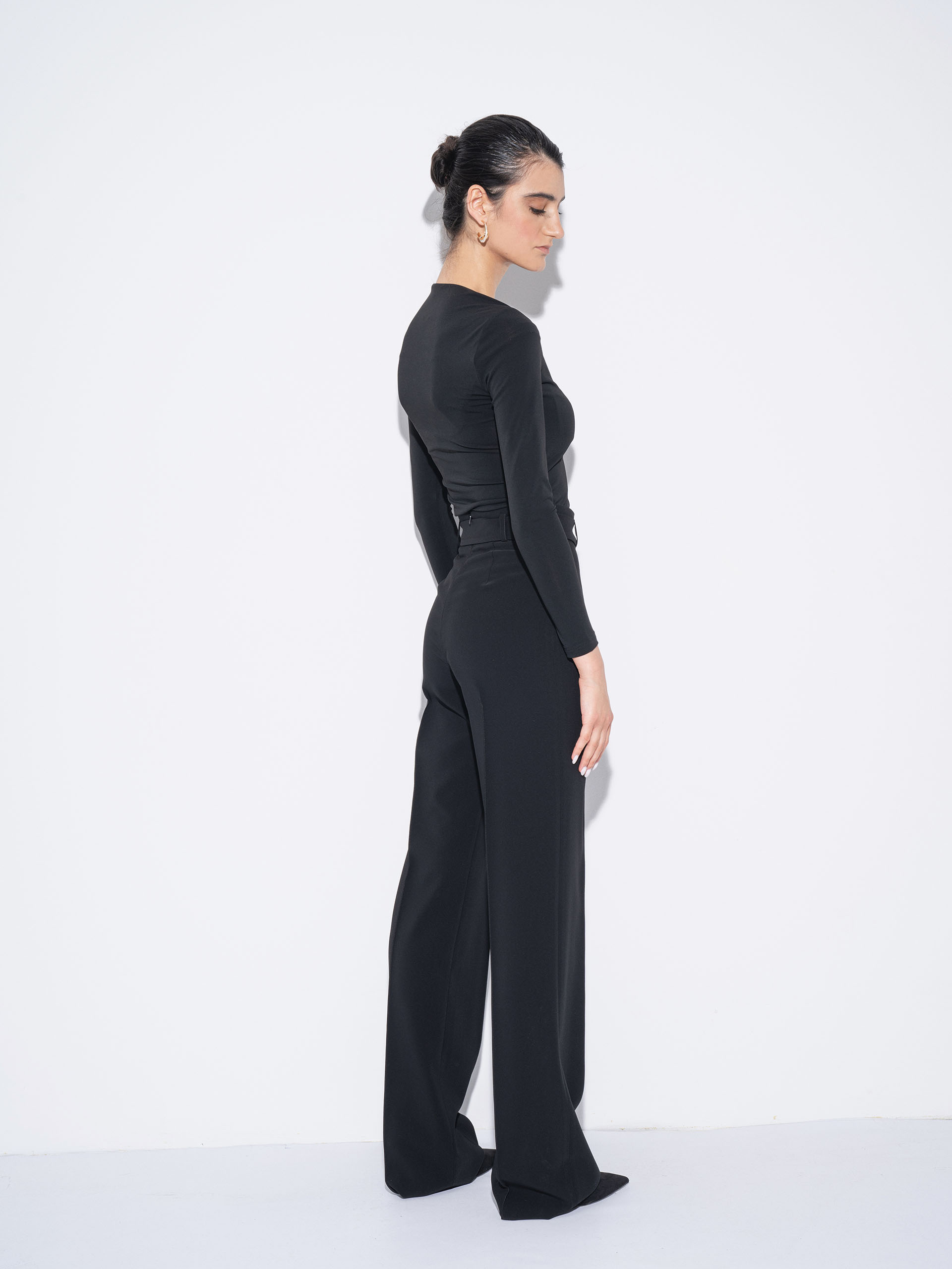 black pants with stretch back • Sassa Björg