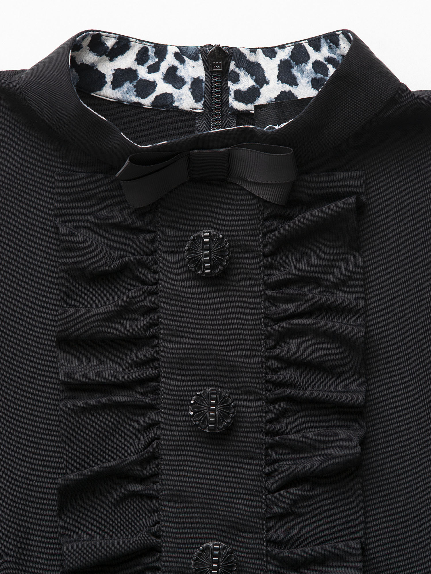 little black dress with ruffle closeup • Sassa Björg