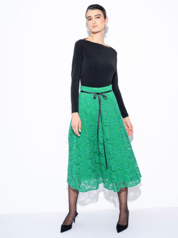 lush green lace skirt crop &bull; Sassa Björg