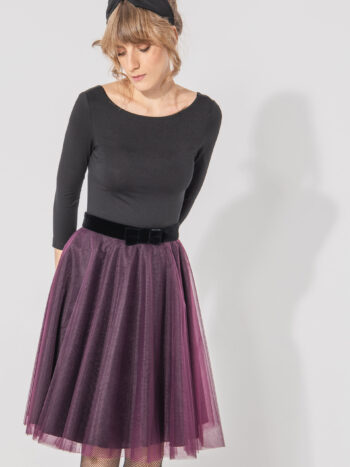 tulle skirt with a bow on the belt in merlot crop &bull; Sassa Björg