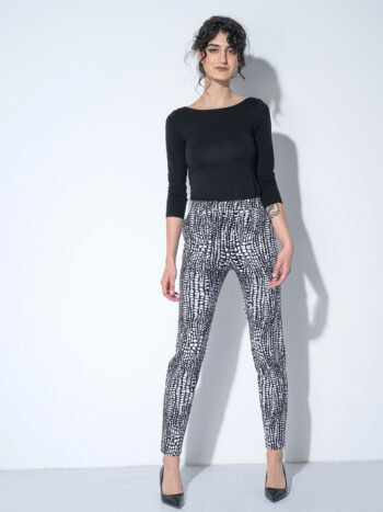 cigarette pants stylized crocodile front &bull; Sassa Björg