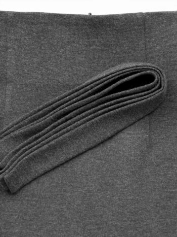 grey pencil skirt high waist closeup &bull; Sassa Björg