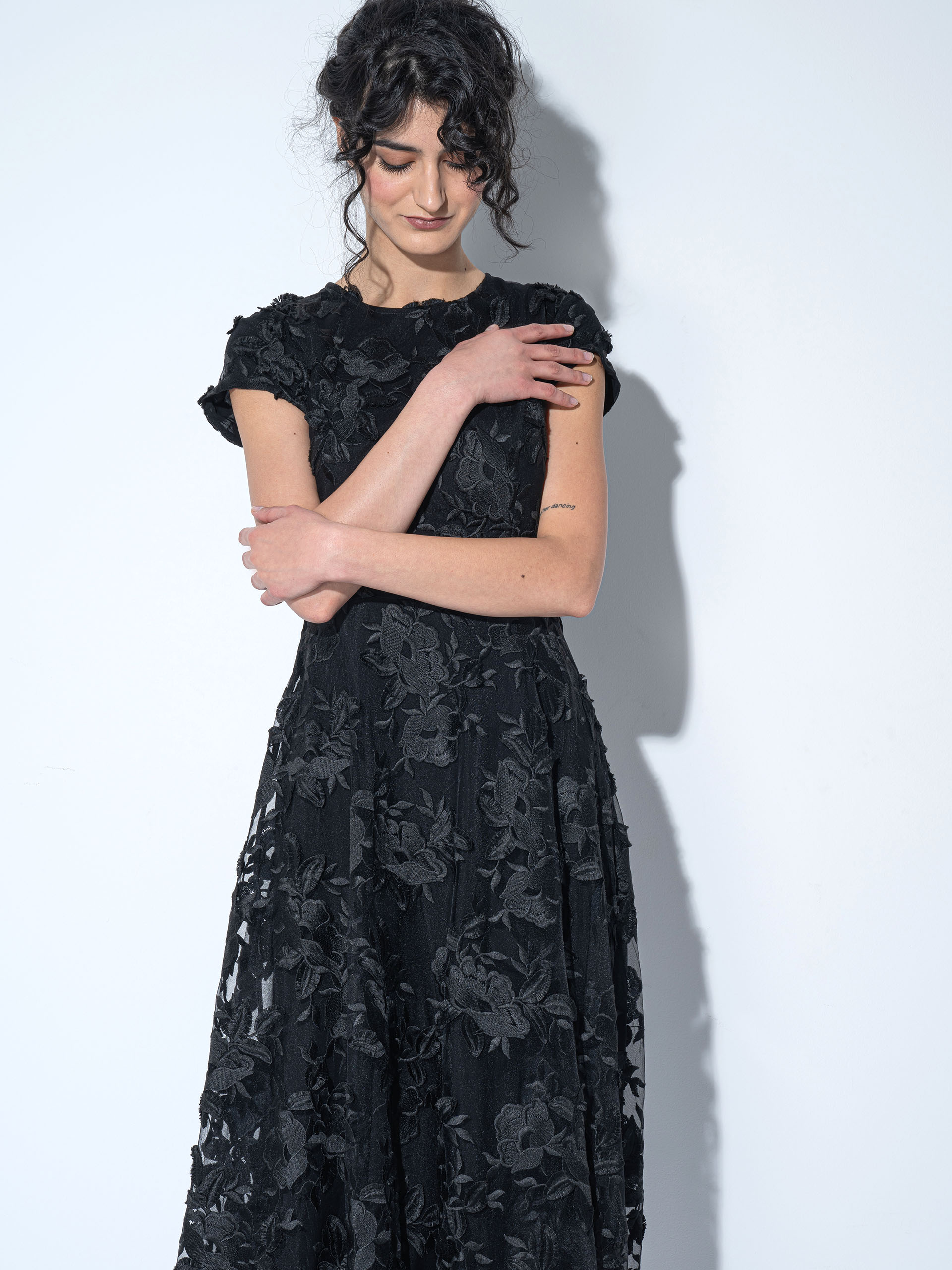 noir bloom dress crop &bull; Sassa Björg