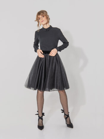 tulle skirt with a bow on the belt in black &bull; Sassa Björg