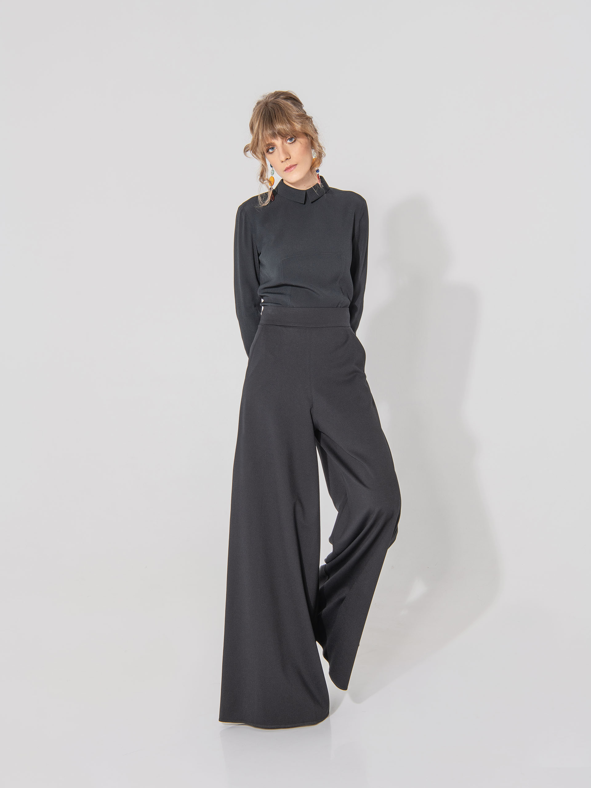 wide leg jersey pants black front • Sassa Björg