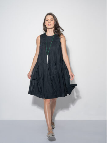 silky dream black tiered dress walking &bull; Sassa Björg