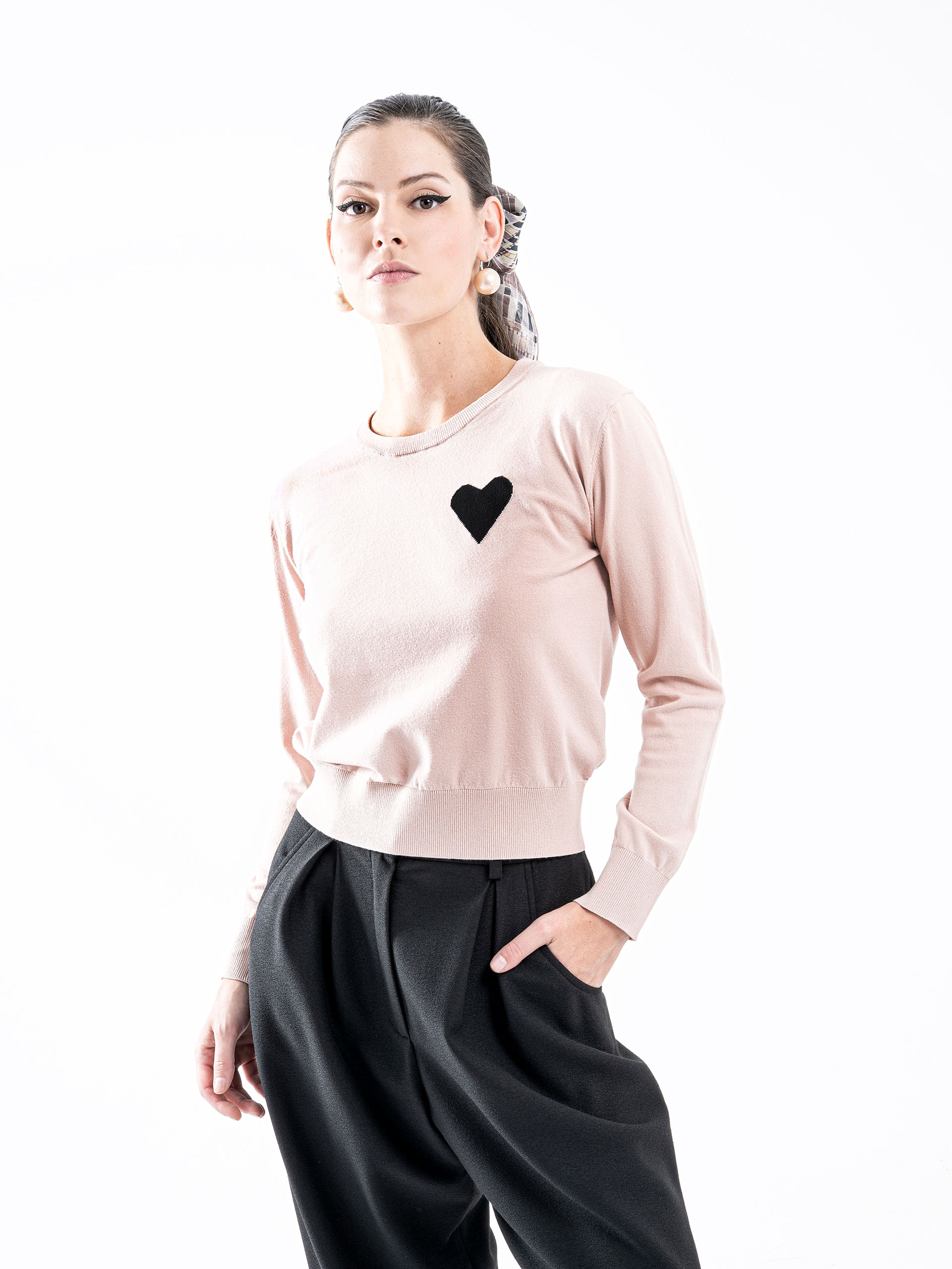 hearty sweater powder pink &bull; Sassa Björg