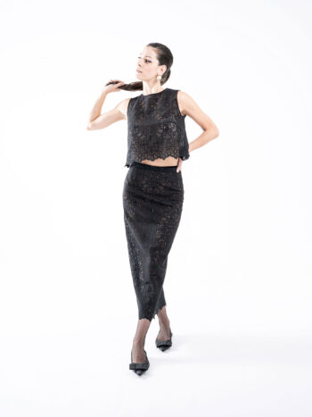 straight lace midi skirt black featured &bull; Sassa Björg